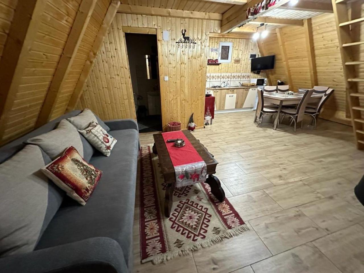 Cabanutze Satic Villa Rucăr Eksteriør bilde