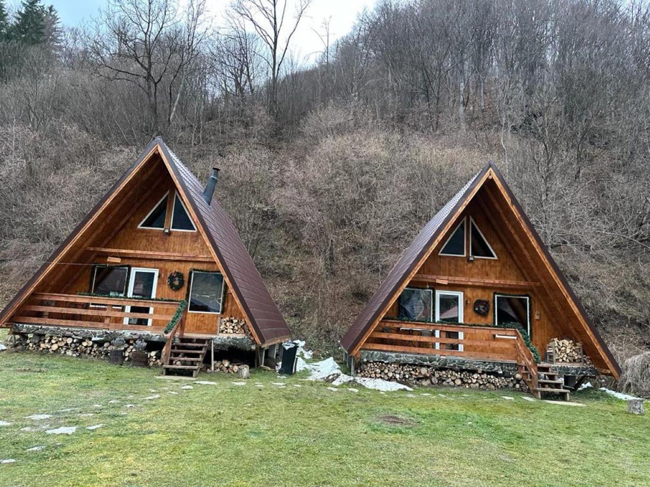 Cabanutze Satic Villa Rucăr Eksteriør bilde