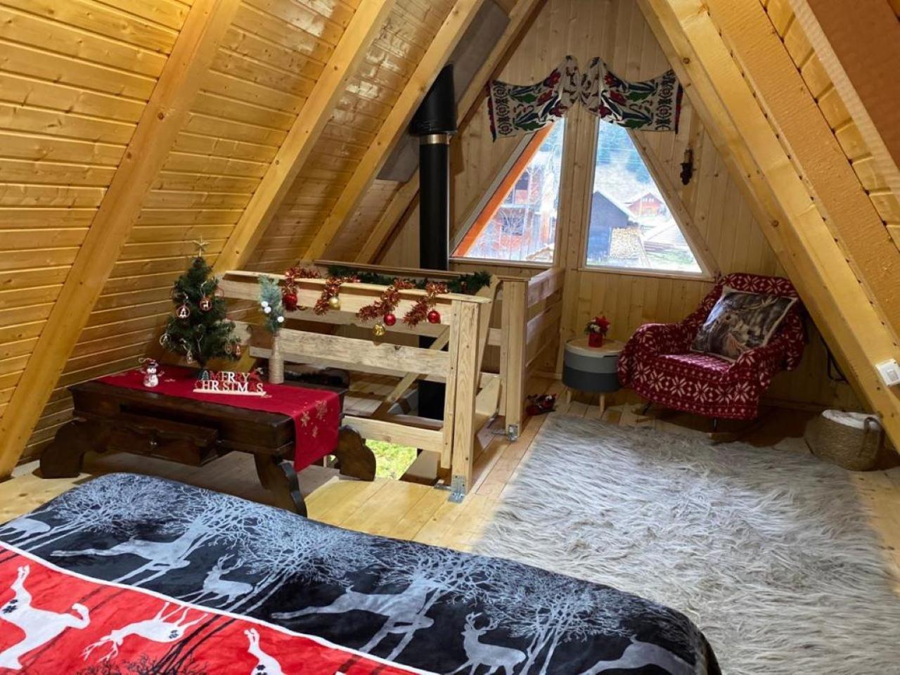 Cabanutze Satic Villa Rucăr Eksteriør bilde