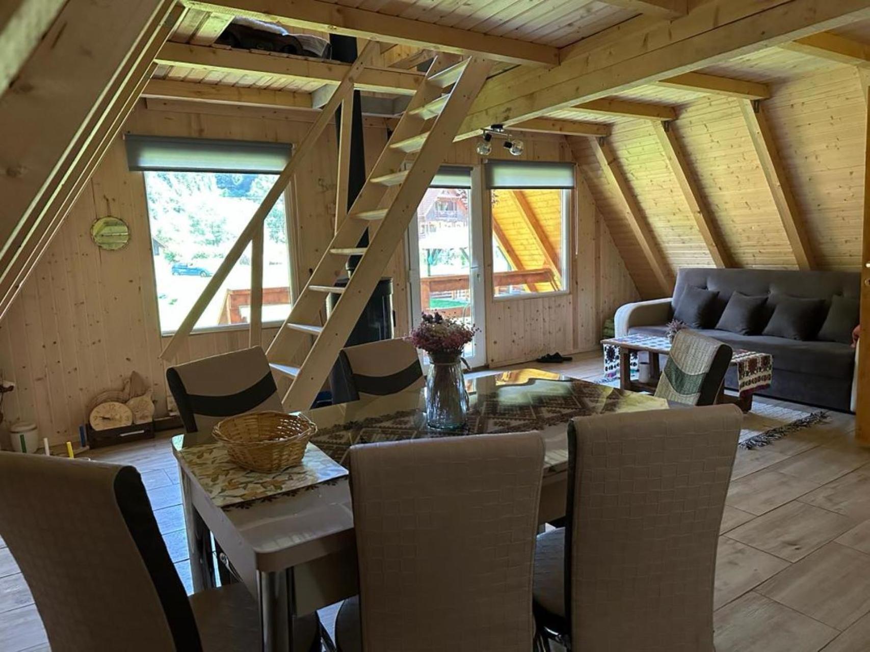 Cabanutze Satic Villa Rucăr Eksteriør bilde