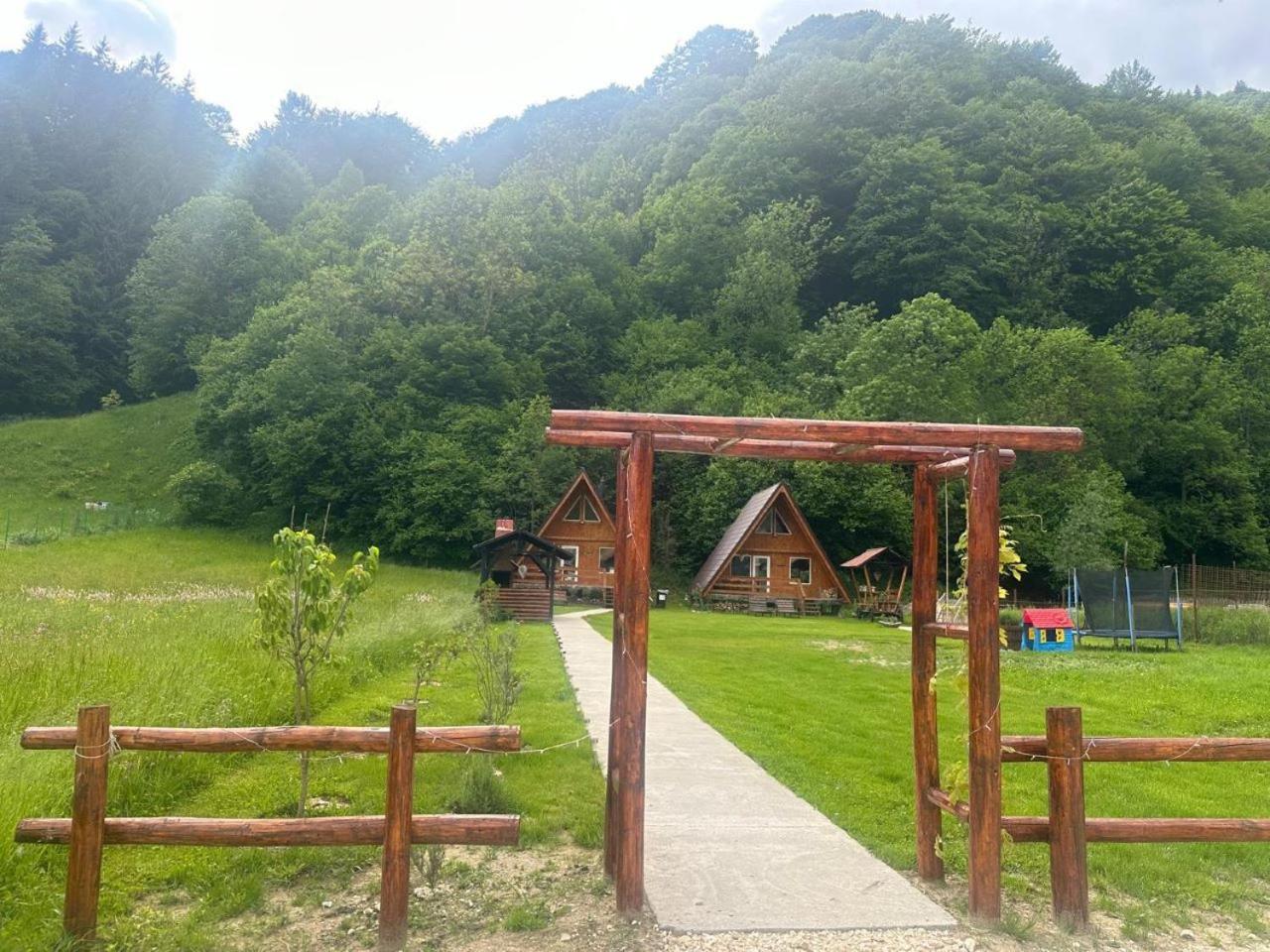 Cabanutze Satic Villa Rucăr Eksteriør bilde