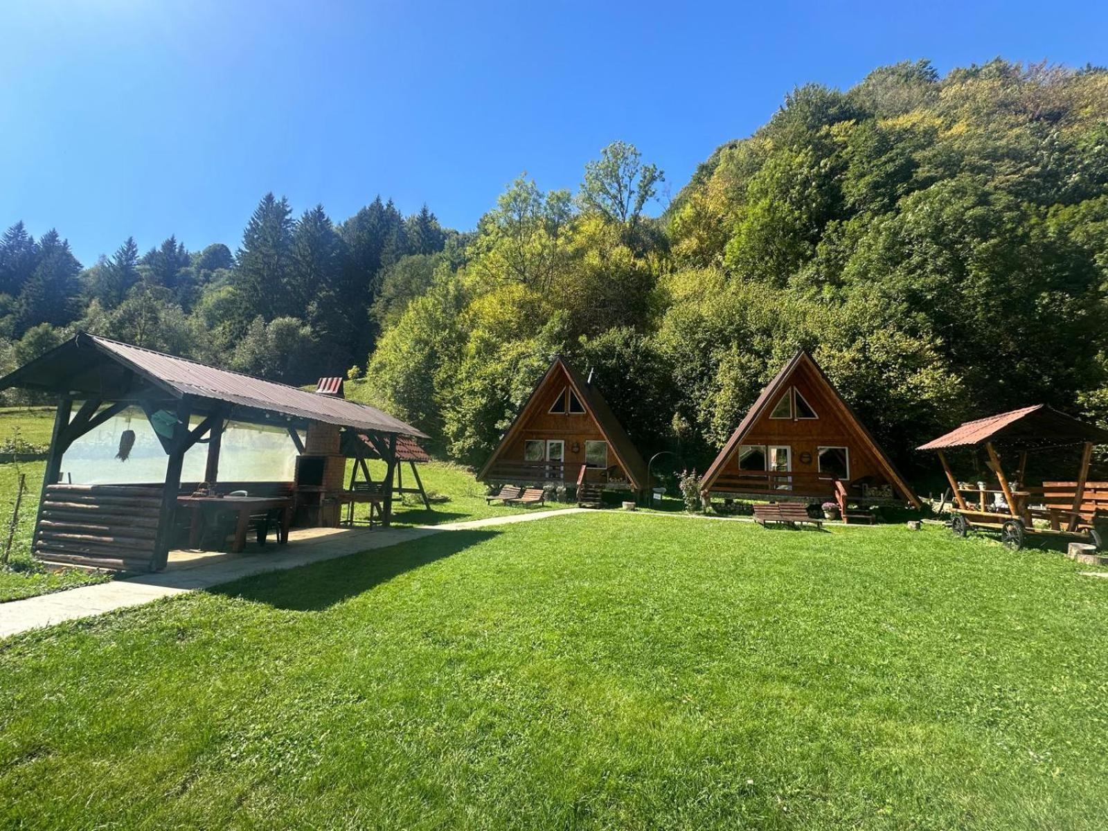 Cabanutze Satic Villa Rucăr Eksteriør bilde